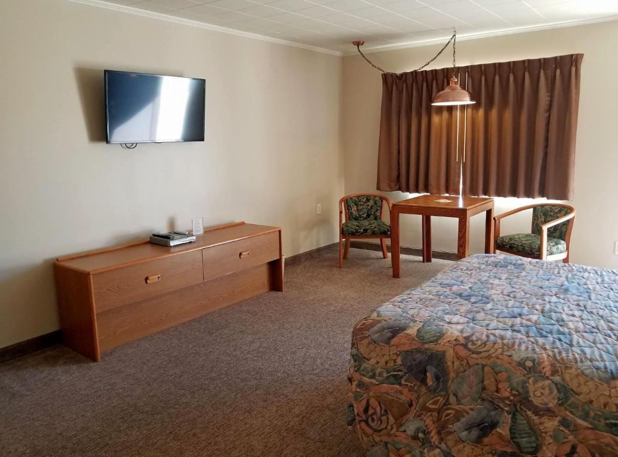 Aquarius Inn Bicknell Ngoại thất bức ảnh