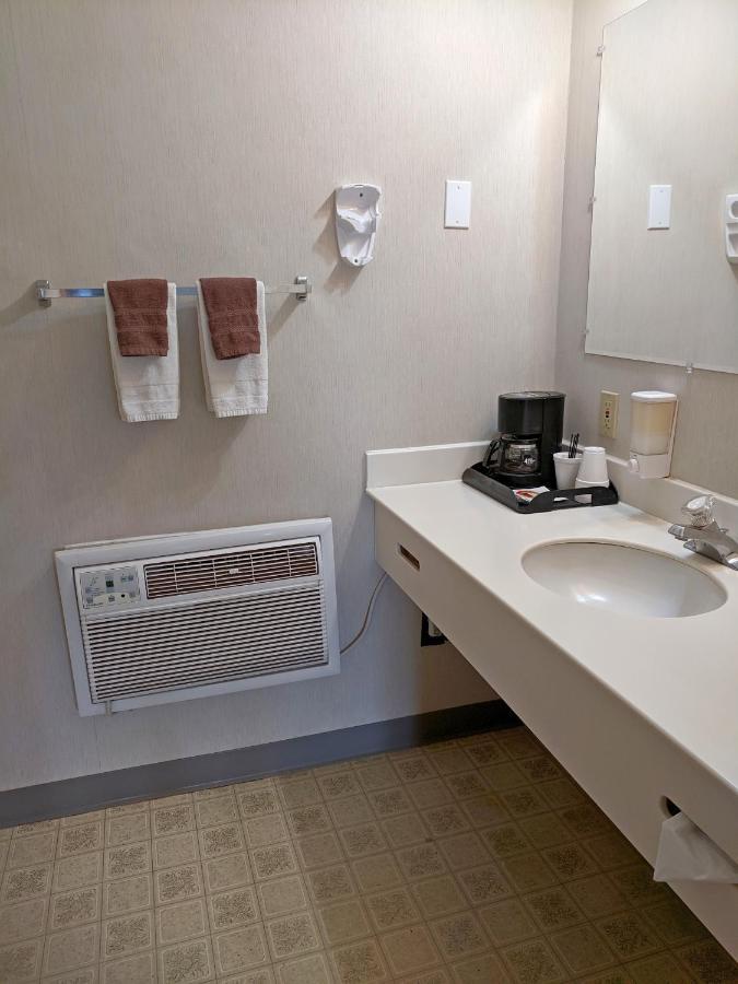 Aquarius Inn Bicknell Ngoại thất bức ảnh